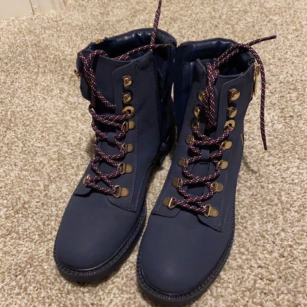 Guess Combat Boots Navy Blue Women’s size 7m